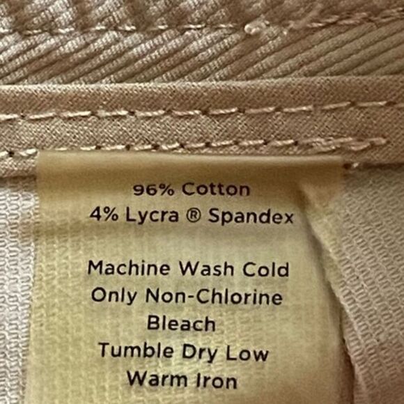 Talbots Beige Bermuda Shorts Size 6 Button Flap Pockets Flat Front - Picture 4 of 8